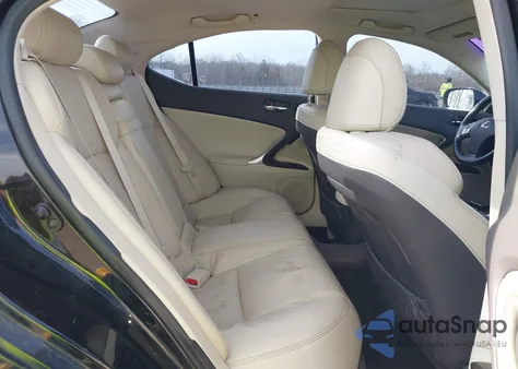 2011 Lexus Is 250 z USA, uszkodzony, nr VIN JTHBF5C26B5152953